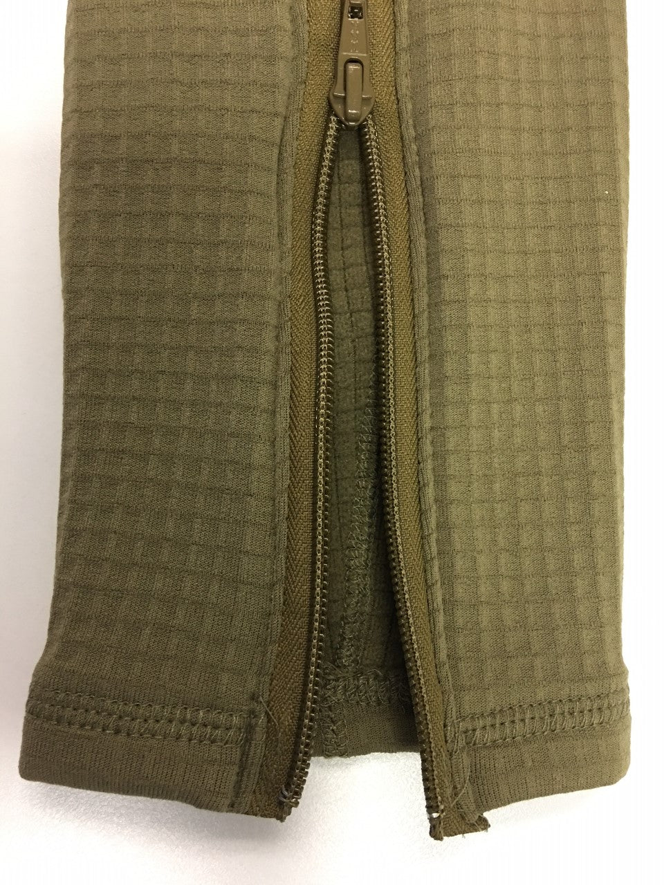 Tearaway Zipper E.C.W.C.S. Generation III Mid-Weight Bottoms – Troops  Military Supply
